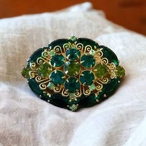 Juliana Green Oval Domed Brooch Filigree Scrolls Navette Chaton Rhinestones VTG